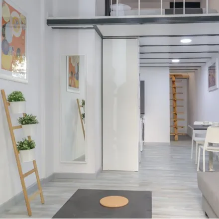 Rent this studio apartment on Madrid in El tren, Calle de Blasco de Garay