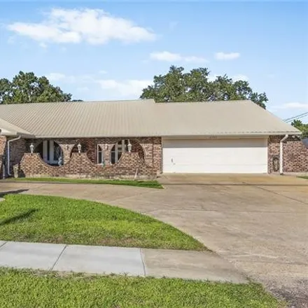 Buy this 6 bed house on 2750 Jean Lafitte Boulevard in Jean Lafitte, Jefferson Parish