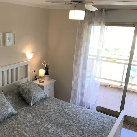 Rent this 2 bed apartment on 03700 Dénia
