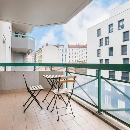 Rent this 4 bed apartment on 25 Route de Vienne in 69007 Lyon, France