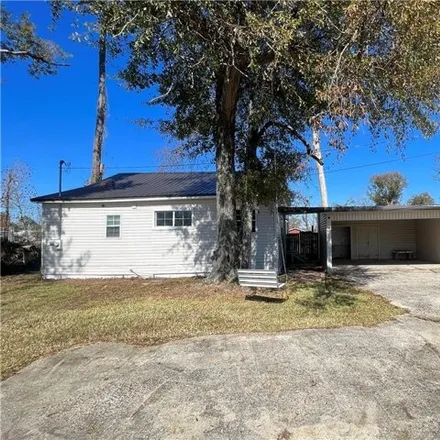 Buy this 2 bed house on 1724 Gwen Drive in Westlake, LA 70669