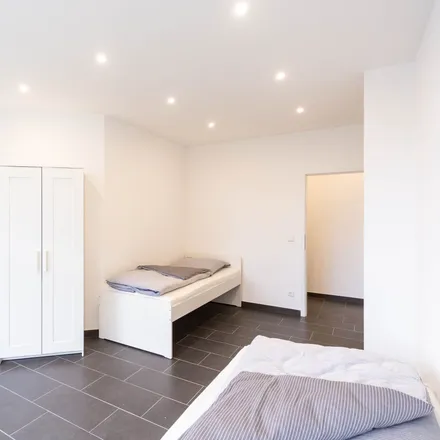 Rent this 8 bed apartment on Käthe-Kollwitz-Weg 6 in 73207 Plochingen, Germany