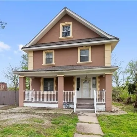 Buy this 5 bed house on 3739 East 9th Street in Kansas City, MO 64124