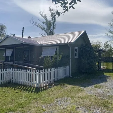Buy this 3 bed house on 1541 Oak Avenue in Panama City, FL 32405
