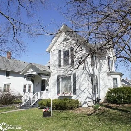 Buy this 4 bed house on 769 Walnut Street in Webster City, IA 50595