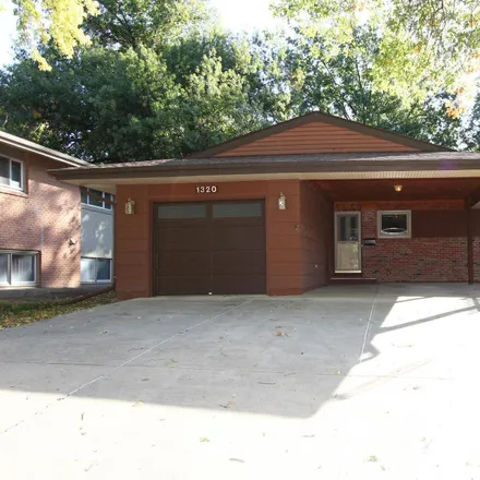 Buy this 3 bed house on 1320 Scenic Lane in Lincoln, NE 68505