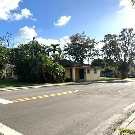 Image 5 - 114 West Main Street, Pahokee, Palm Beach County, FL 33476, USA - House for sale