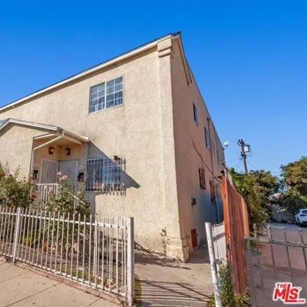 Buy this 12 bed house on 2549 Lucerne Avenue in Los Angeles, CA 90016