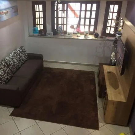 Buy this 3 bed house on Rua Itapegica in Vila Augusta, Guarulhos - SP