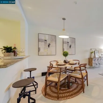 Image 5 - 417 Evelyn Ave Apt 206, Albany, California, 94706 - Condo for sale