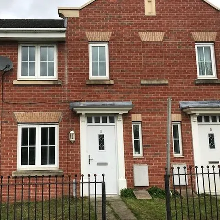 Rent this 3 bed townhouse on Station Road/Balcarres Road in West End Lane, Rossington
