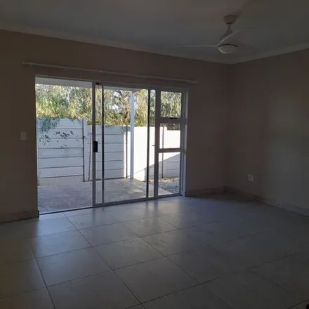 Image 4 - Kleinplaas, Noord Street, East Bank, George, 6625, South Africa - Townhouse for rent