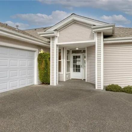 Buy this 3 bed condo on 7095 89th Avenue Court Southwest in Lakewood, WA 98498