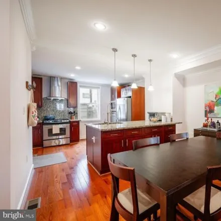 Image 7 - 827 Delafield Place Northwest, Washington, DC 20011, USA - Townhouse for sale