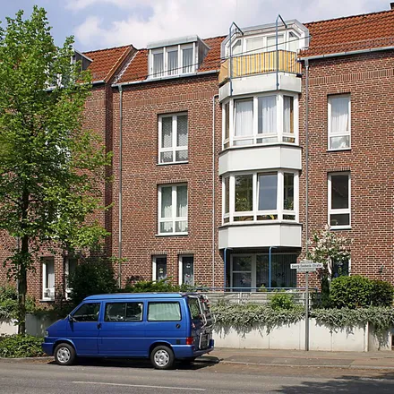 Rent this 2 bed apartment on Bergstraße 8 in 27570 Bremerhaven, Germany