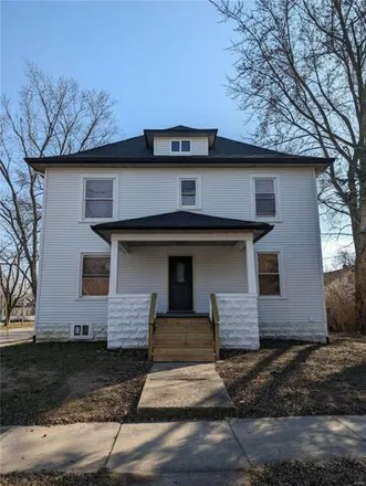 Buy this 5 bed house on 274 East Main Street in Greenville, IL 62246