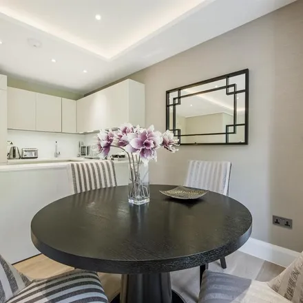 Image 3 - 41 St Stephen's Gardens, London, W2 5NA, United Kingdom - Apartment for rent