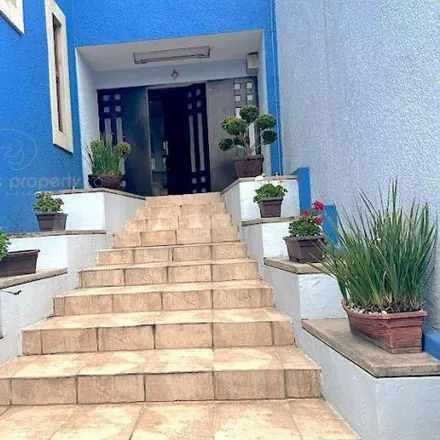 Buy this 4 bed house on Avenida Via Adolfo López Mateos 13 in Alteña 1, 53230 Naucalpan de Juárez