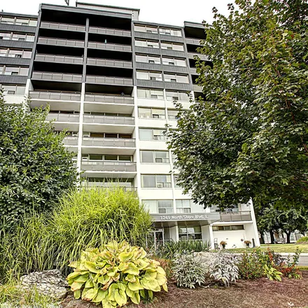 Image 2 - 1225 North Shore Boulevard East, Burlington, ON L7S 1C5, Canada - Apartment for rent