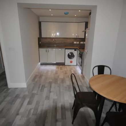 Image 7 - Neville Street, Leeds, LS1 4DW, United Kingdom - Apartment for rent