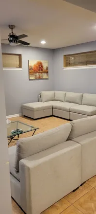 Rent this 3 bed condo on 20 North Sacramento Boulevard in Chicago, IL 60612