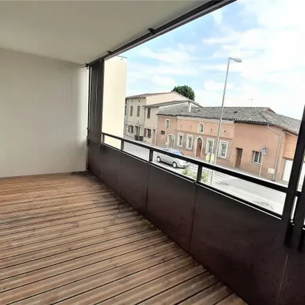 Rent this 2 bed apartment on 1 Place de l'Hôtel de Ville in 31270 Frouzins, France