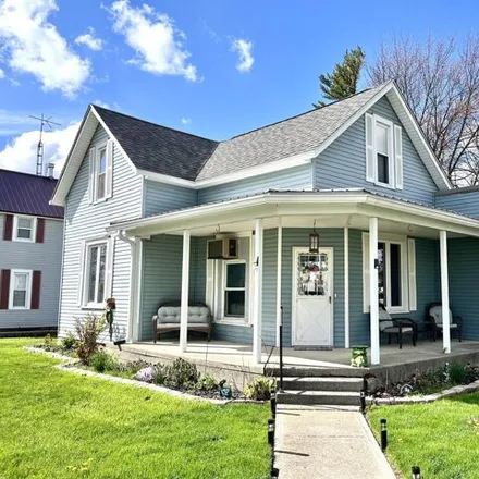 Buy this 4 bed house on 203 North West Street in Rockford, Mercer County