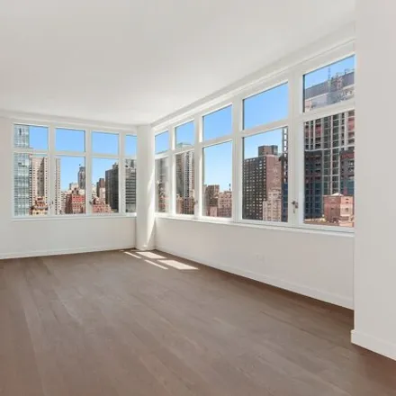 Image 2 - The Halcyon, 305 East 51st Street, New York, NY 10022, USA - Condo for rent