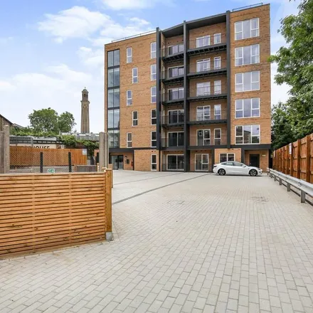 Image 4 - 46 Kew Bridge Road, Strand-on-the-Green, London, TW8 0HR, United Kingdom - Apartment for rent