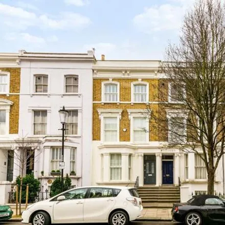 Image 2 - 63 Chesterton Road, London, W10 6ER, United Kingdom - Apartment for sale