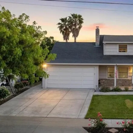 Buy this 4 bed house on 1254 Hillview Drive in Livermore, CA 94551