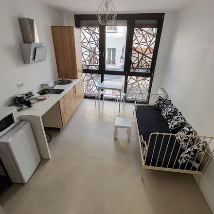 Rent this 2 bed apartment on 6 Rue de Billy in 28100 Dreux, France
