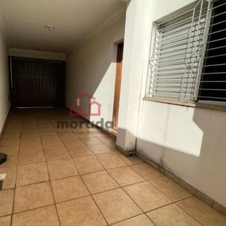 Buy this 4 bed apartment on Rua Melo Viana in Centro, Itaúna - MG