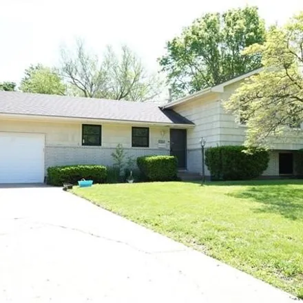 Buy this 3 bed house on 8173 Arlington Avenue in Raytown, MO 64138