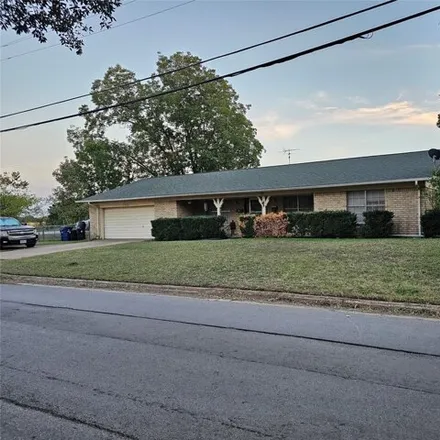 Image 2 - 772 Chambers Creek Drive, Everman, Tarrant County, TX 76140, USA - House for sale