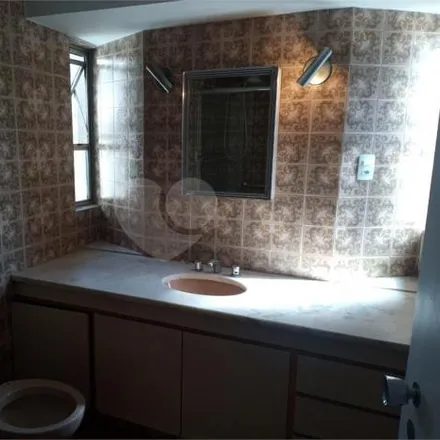 Rent this 3 bed apartment on Rua Martiniano de Carvalho 669 in Morro dos Ingleses, São Paulo - SP