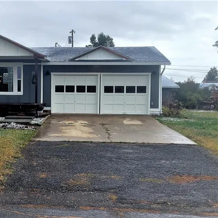 Buy this 4 bed house on 814 Montana Avenue in Deer Lodge, MT 59722