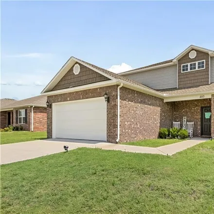 Buy this 3 bed house on 1211 West Woodcreek Lane in Fayetteville, AR 72701