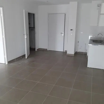 Rent this 2 bed apartment on 2228 Boulevard du Front de Mer in 83400 Hyères, France