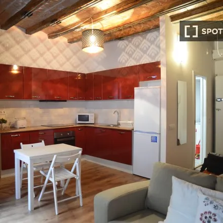 Rent this studio apartment on Carrer de la Lluna in 29, 08001 Barcelona
