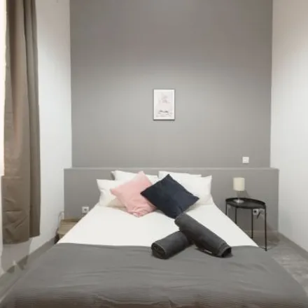 Rent this 1 bed room on La Troyka in Calle de los Jardines, 11