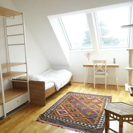 Rent this 2 bed apartment on Siegesplatz 20 in 1220 Vienna, Austria