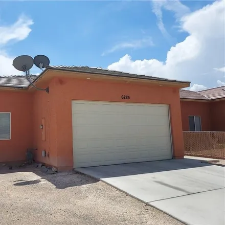Image 1 - Mai House, West Katie Avenue, Spring Valley, NV 89139, USA - House for rent