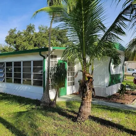 Buy this studio apartment on US Highway 1 in Nevins, Indian River County
