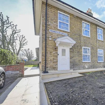 Rent this 3 bed house on 18 Thermopylae Gate in Millwall, London