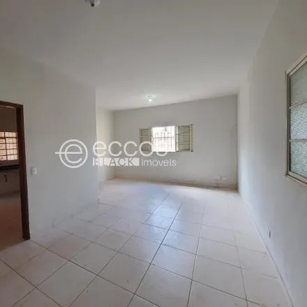 Buy this 3 bed house on Rua das Juritis in Cidade Jardim, Uberlândia - MG