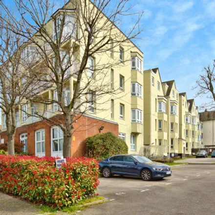 Buy this 2 bed apartment on Station Road in Leigh on Sea, SS0 8SP