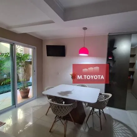 Buy this 4 bed house on Avenida Doutor Carlos de Campos 228 in Jardim Paraventi, Guarulhos - SP