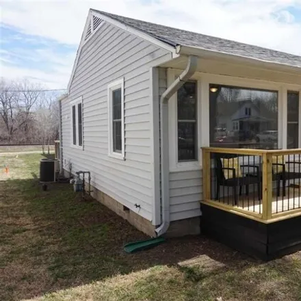 Buy this 3 bed house on East 4th Street in Enterprise, Dickinson County