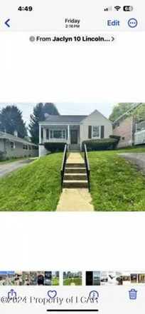 Image 2 - 40 Lincoln Street, Dallas, Luzerne County, PA 18612, USA - House for sale